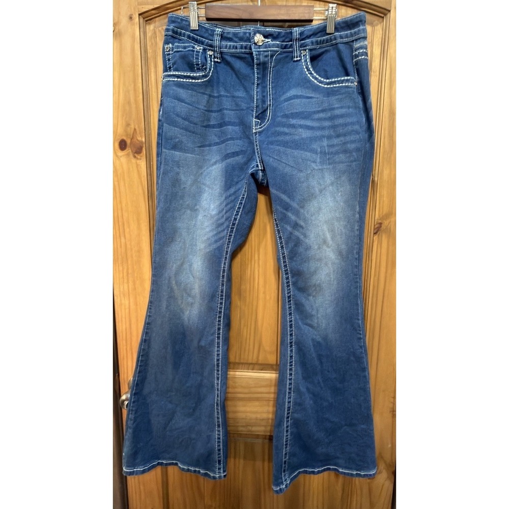 Evolve Denim New York Jeans 32x33 Flare Embroidered Rhinestone Bling Y2K